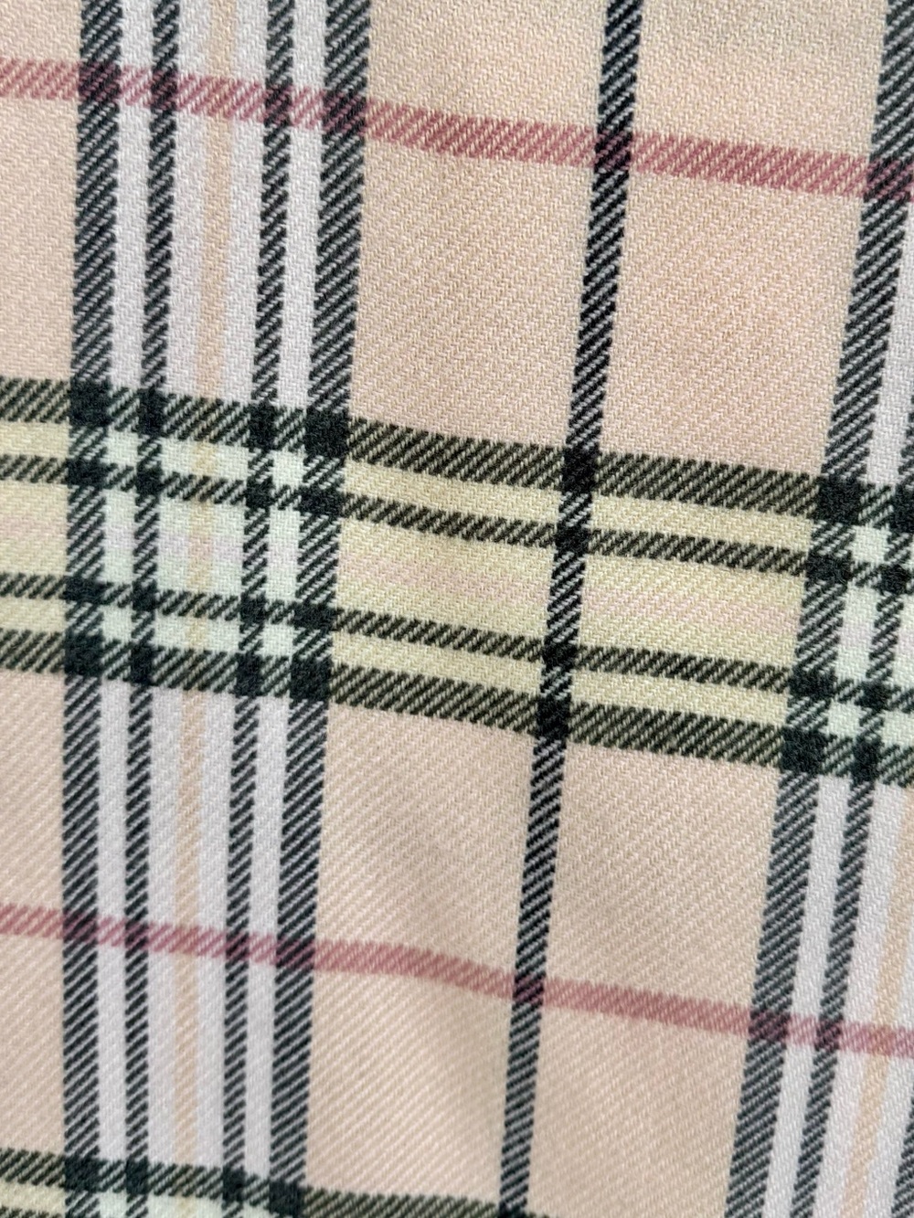 Roots Plaid Scarf - Picture 2 of 5